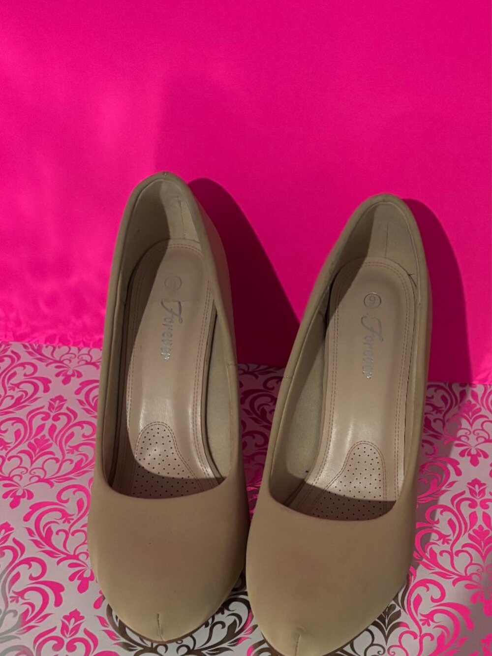 Forever Nude Beige Chunky Block Heel Platform Pumps - Size 9